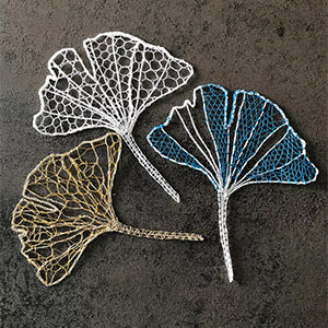 Trois feuilles ginkgo dentelle fuseaux