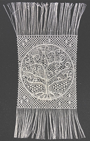 L'arbre de vie en coton d’Égypte, façon dentelle de Binche