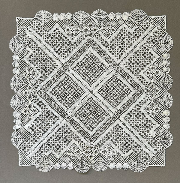 Dentelle Torchon de Anne (Modèle de M.Piveteau)